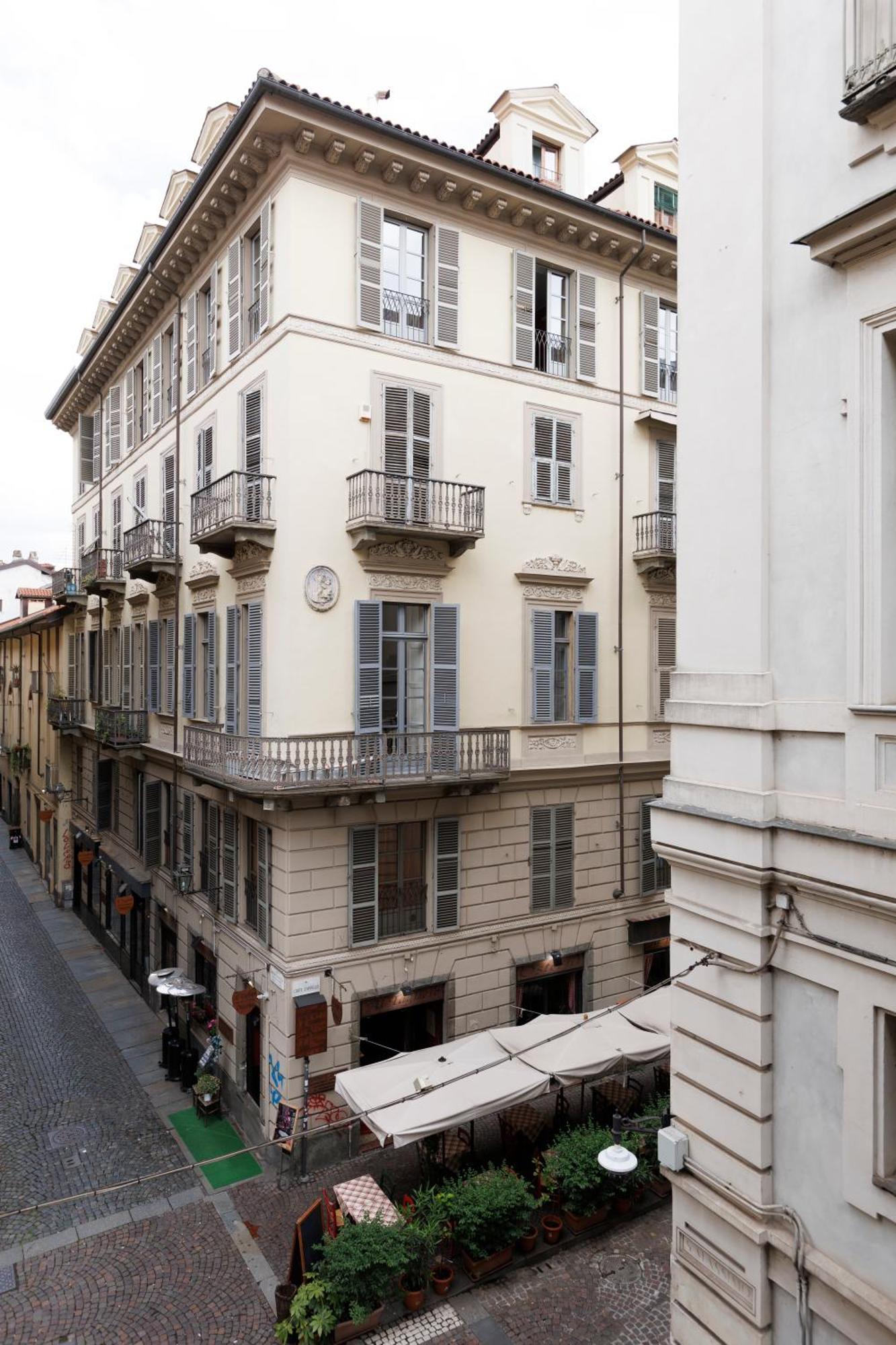 Palazzo Bellezia Luxury Suites & Spa Турин Экстерьер фото